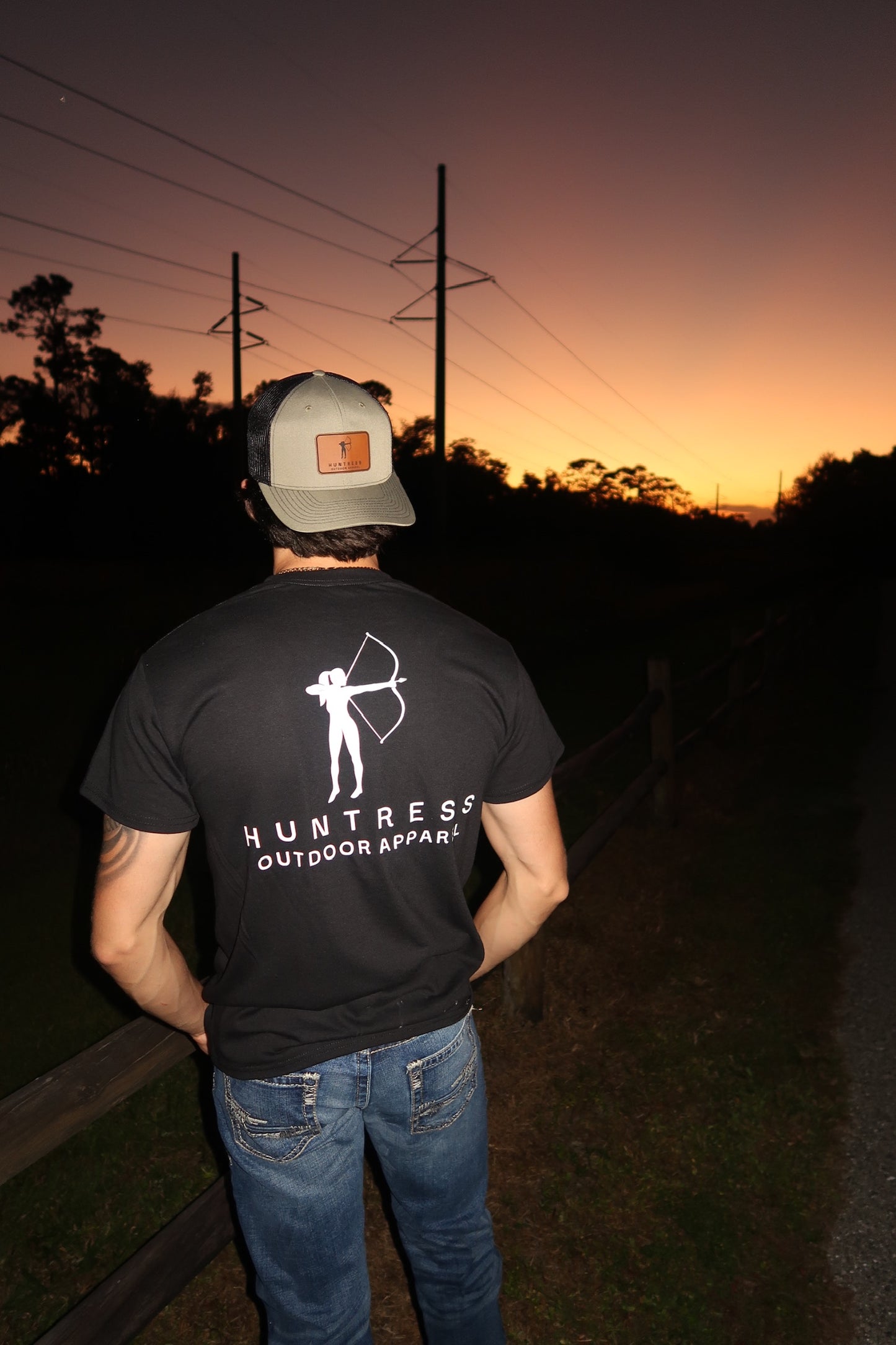 Mens Black Huntress T-Shirt